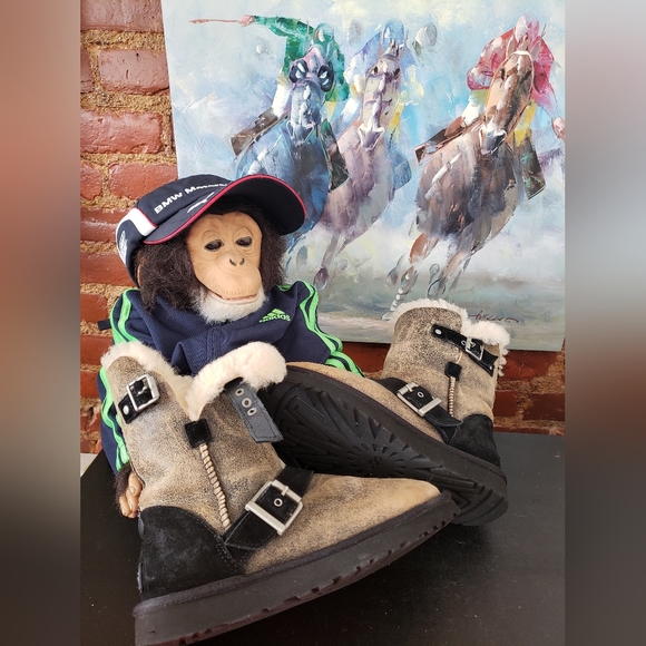 Ugg Boots - Picture 5 of 13